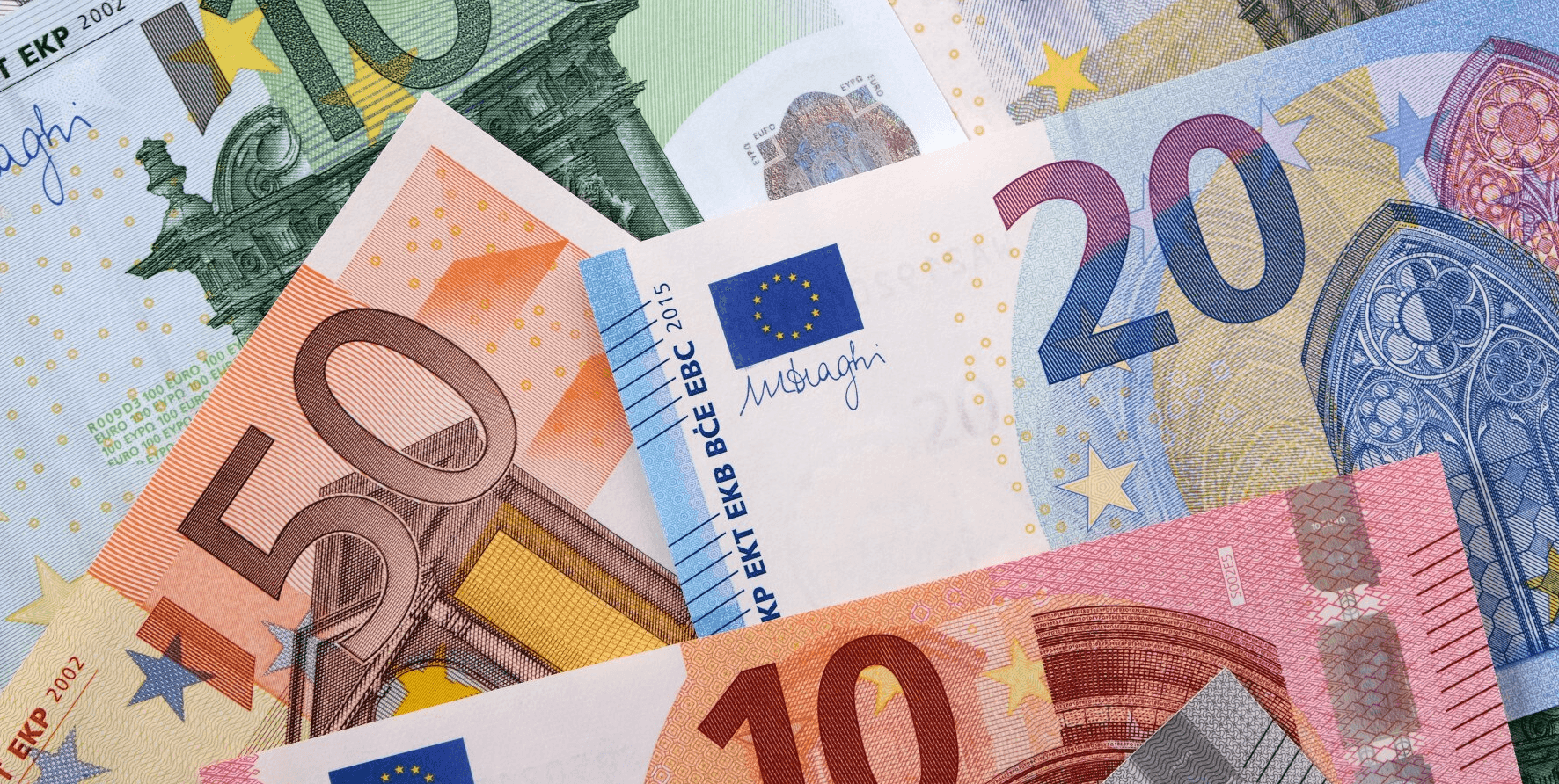 eurobiljetten over elkaar